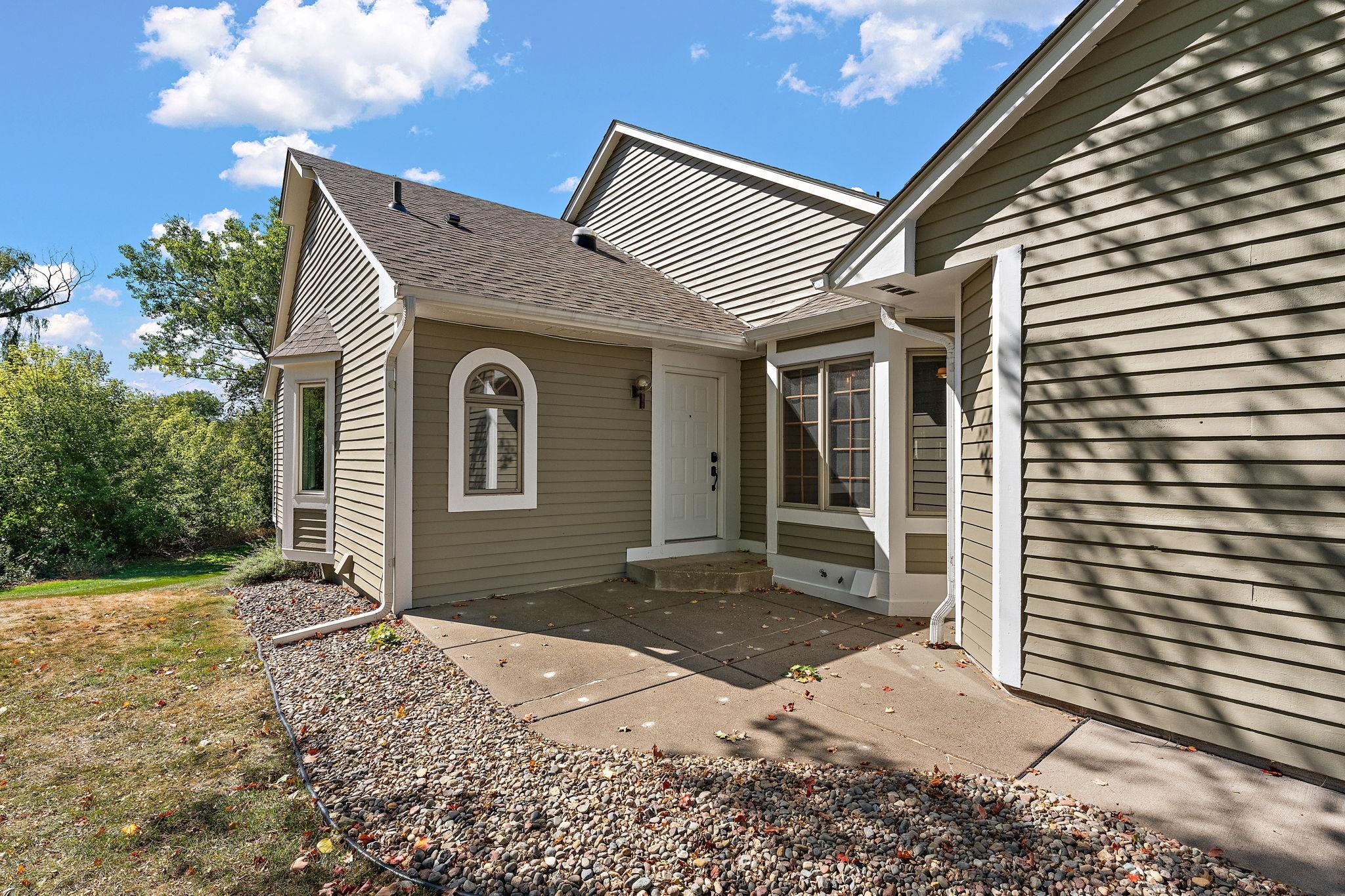 978 Winterberry Drive
