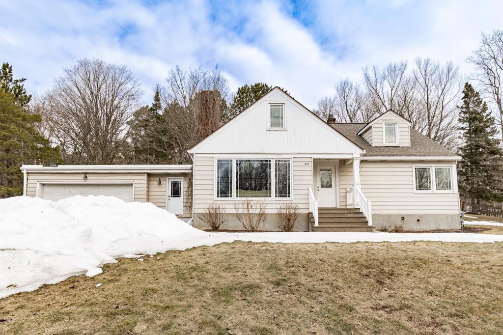 Photo of 845 W Arrowhead Road, Duluth, MN 55811 (MLS # 7045499)