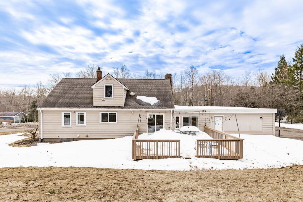 Photo of 845 W Arrowhead Road, Duluth, MN 55811 (MLS # 7045499)