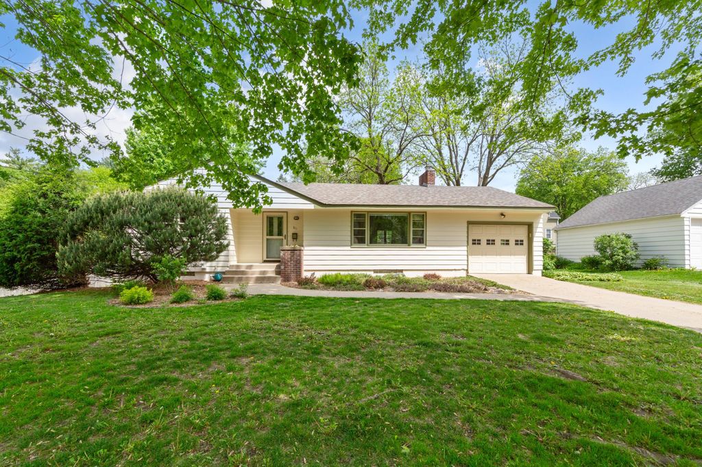 Photo of 311 7th Street E, Northfield, MN 55057 (MLS # 7076243)