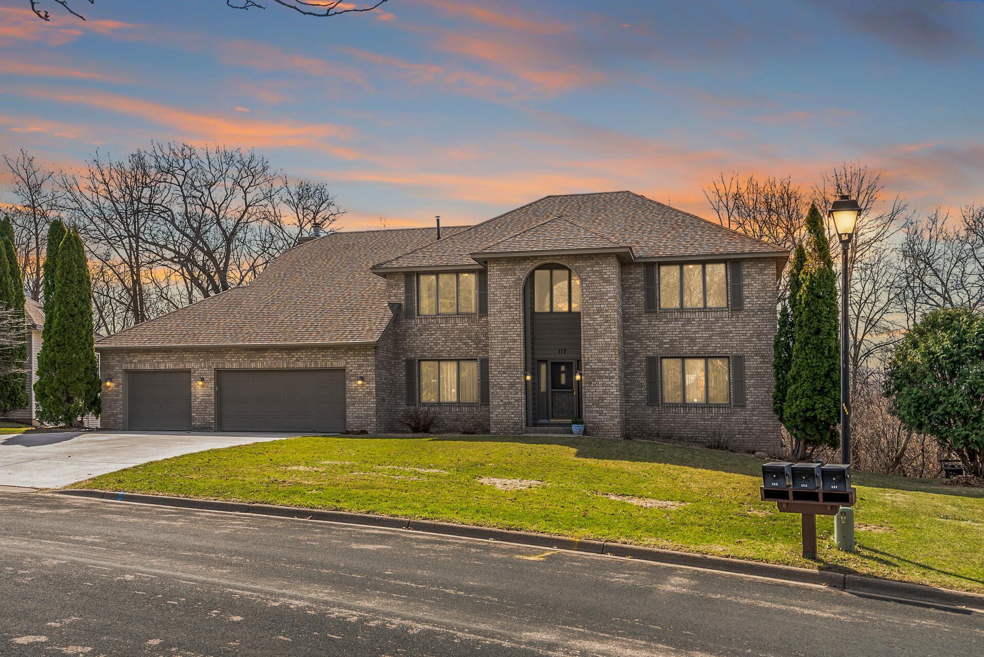 117 Geneva Boulevard