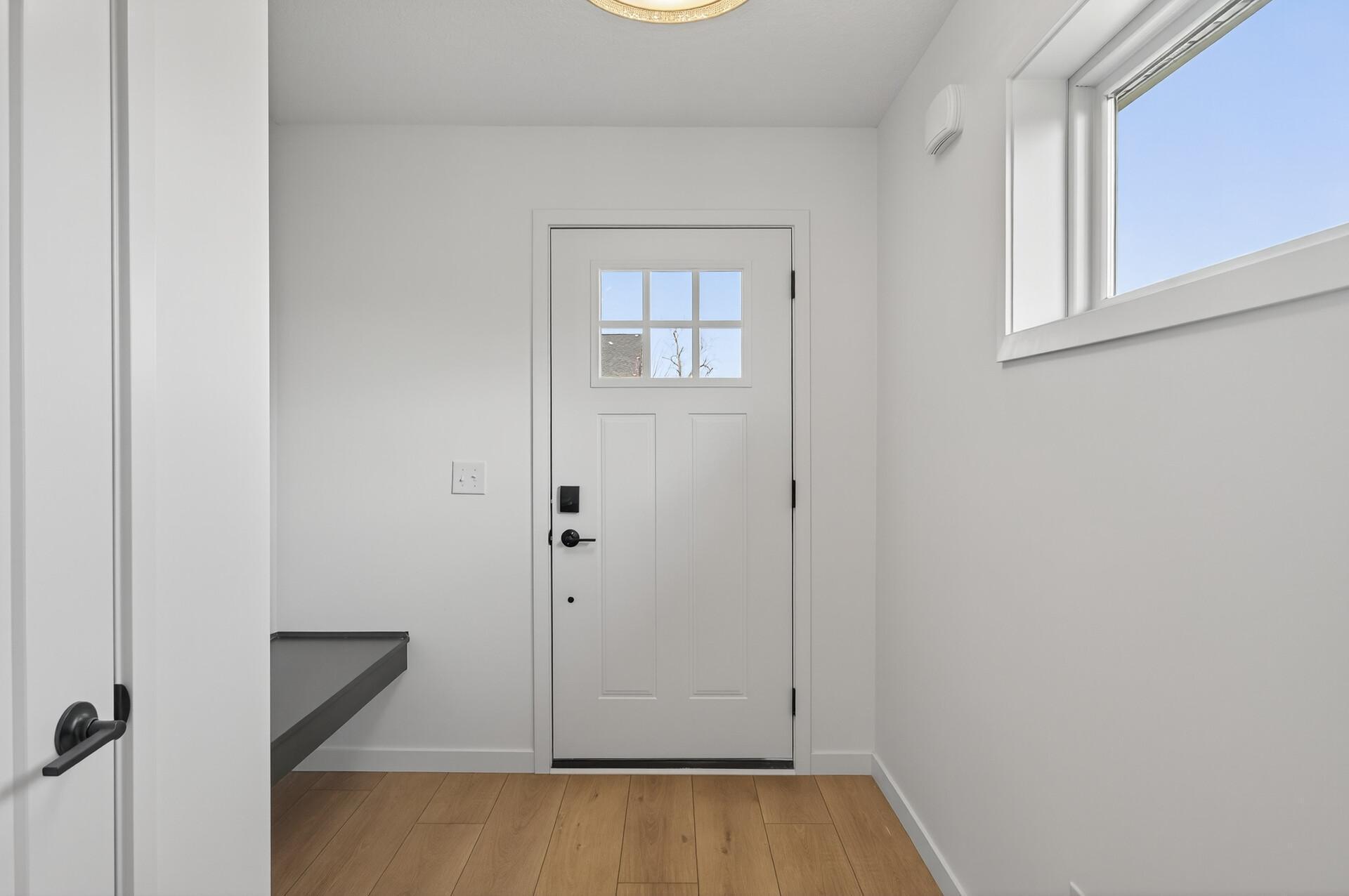 230 Mccarrons Place W