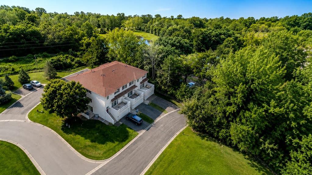 Photo of 4793 Grenwich Road N, Oakdale, MN 55128 (MLS # 7095487)