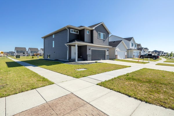 6381 SAINT ANN AVE, HORACE, ND 58047 - Image ea1aa8a703c30cd02d96fbc748bcdbd4/2129112906