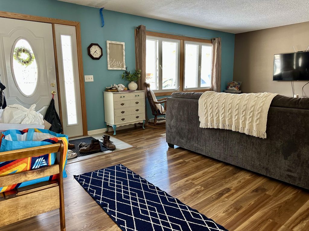 Photo of 732 127th Lane NE, Blaine, MN 55434 (MLS # 7036954)