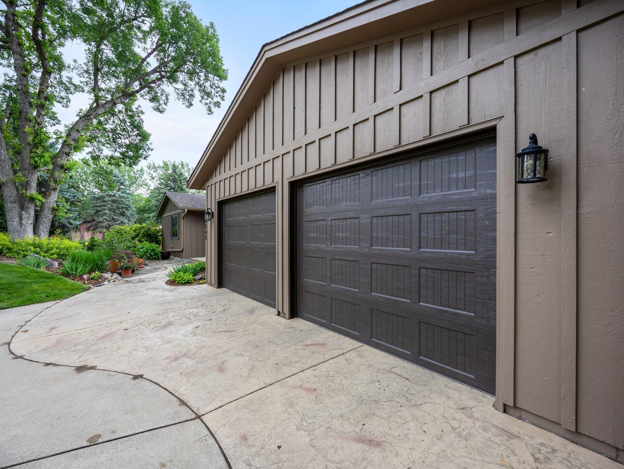 4545 Ridgeview Drive