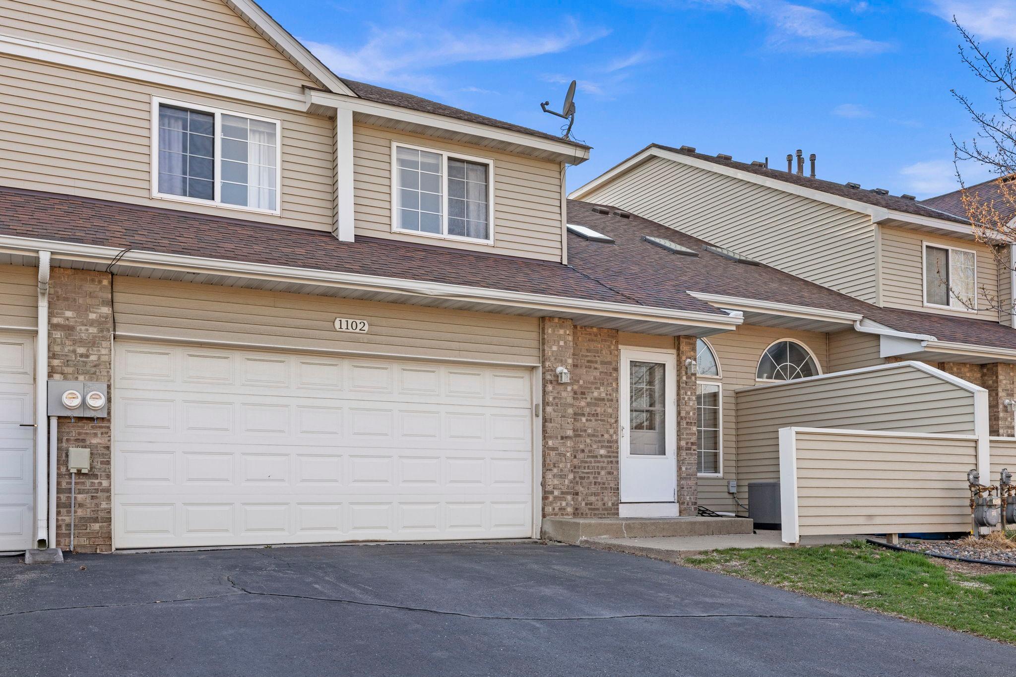 1102 Black Oak Drive