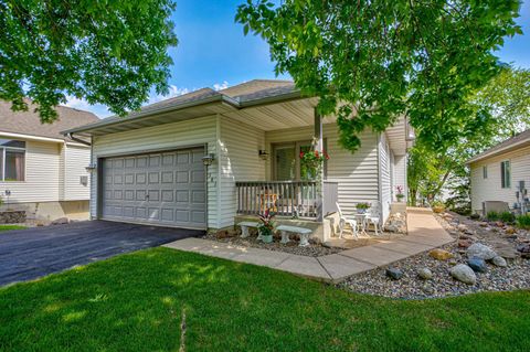 381 Bluebird Alcove Woodbury MN 55125