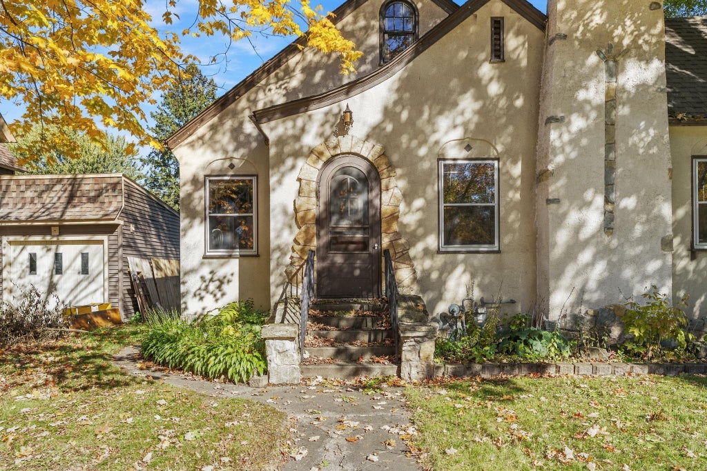 Photo of 220 4th Street NE, Braham, MN 55006 (MLS # 7155696)