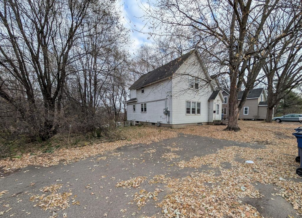 Photo of 1610 7th Avenue S, Saint Cloud, MN 56301 (MLS # 6809024)