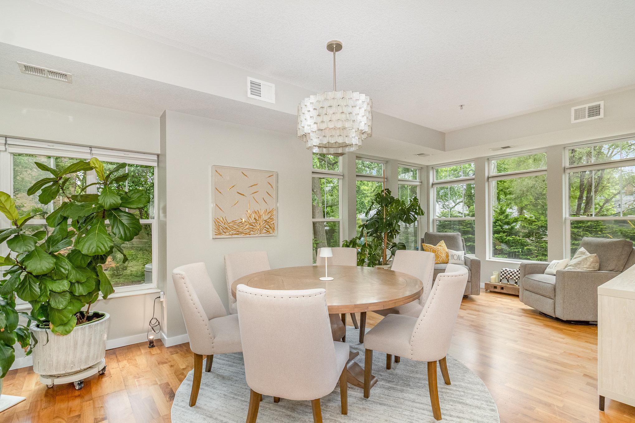 4132 Vernon Avenue S A101