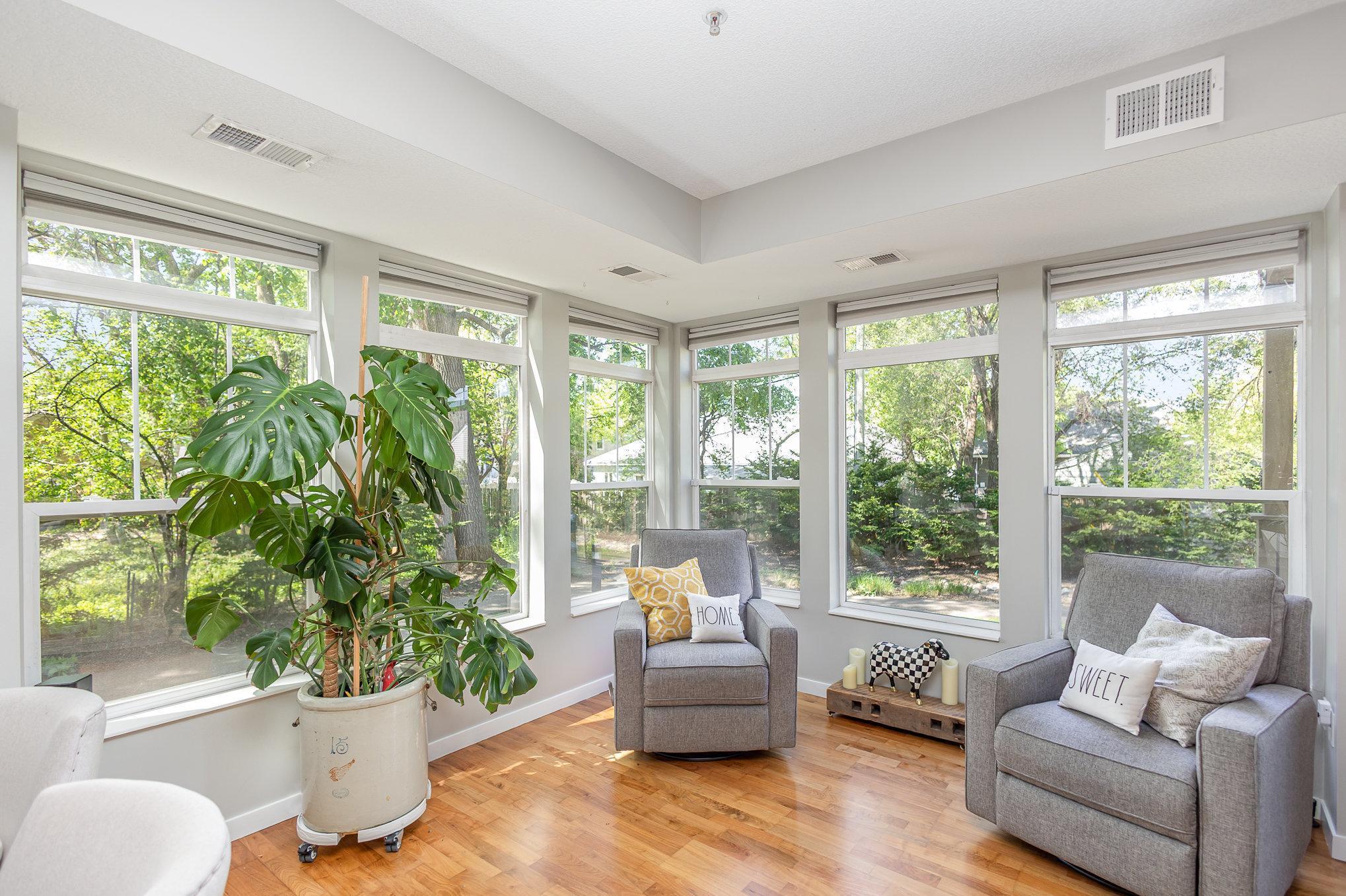 4132 Vernon Avenue S A101