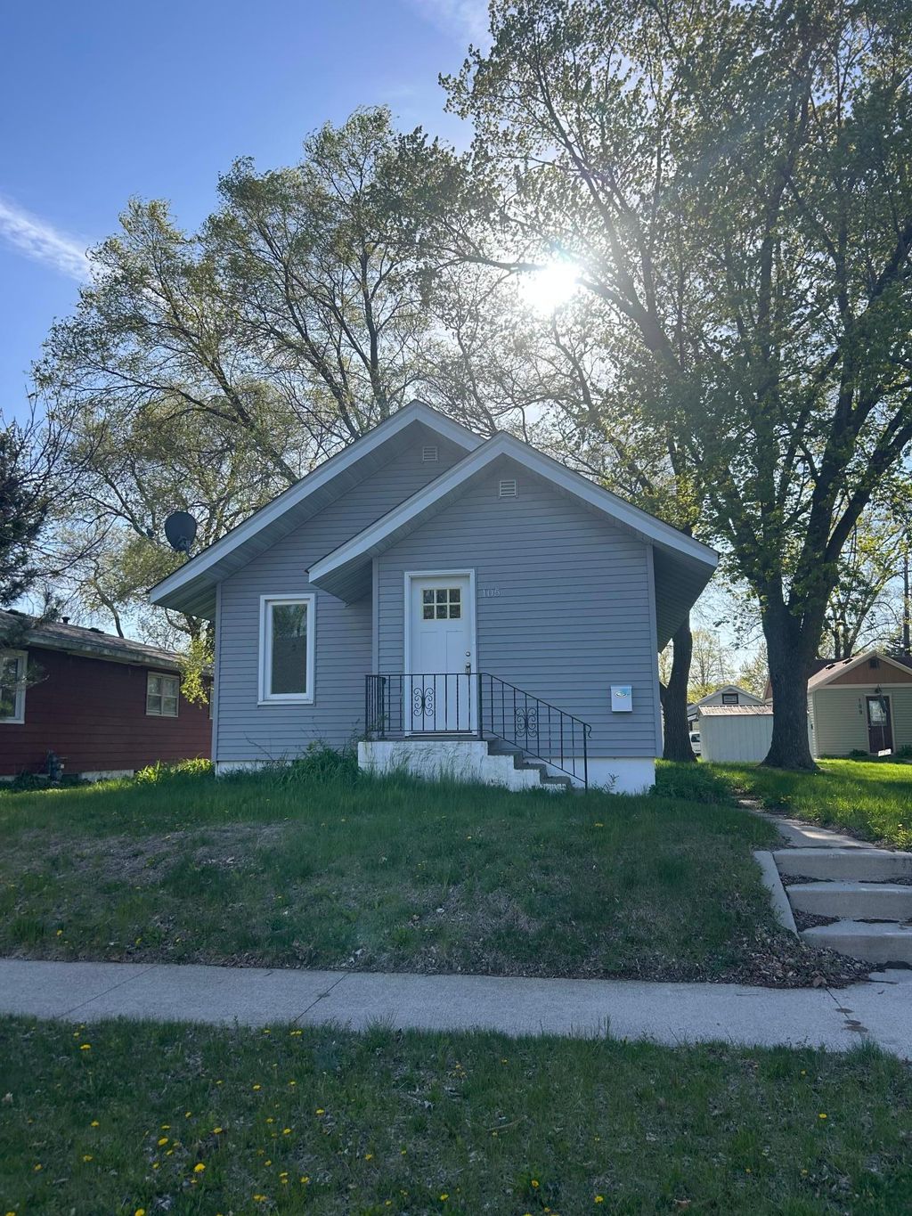 Photo of 105 19th Avenue N, Saint Cloud, MN 56303 (MLS # 7074226)