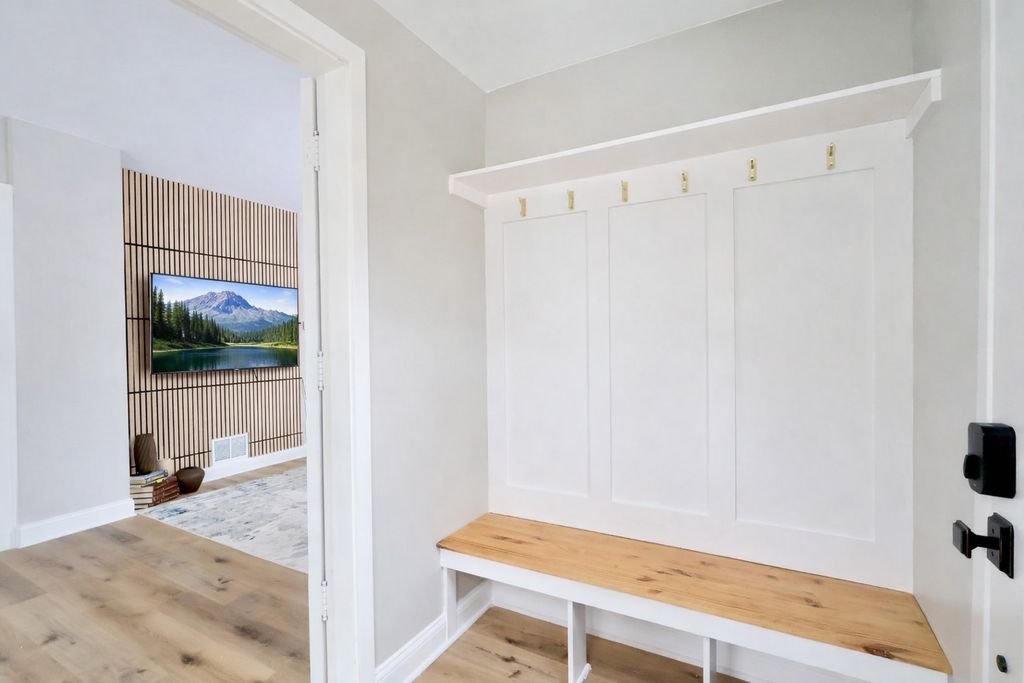 Photo of 2011 2nd Avenue N, Minneapolis, MN 55405 (MLS # 7031492)