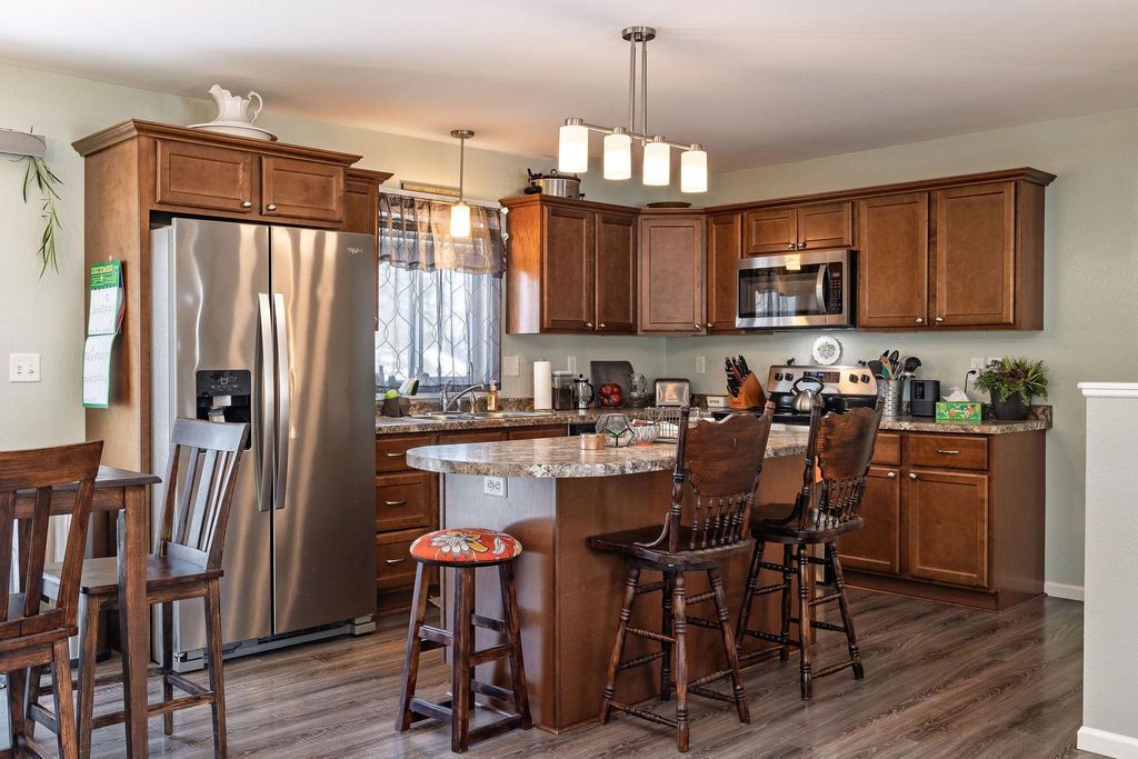 Photo of 1609 Manor Drive NE, Alexandria, MN 56308 (MLS # 6821656)