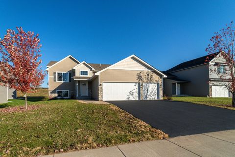 944 Forest Edge Circle Jordan MN 55352