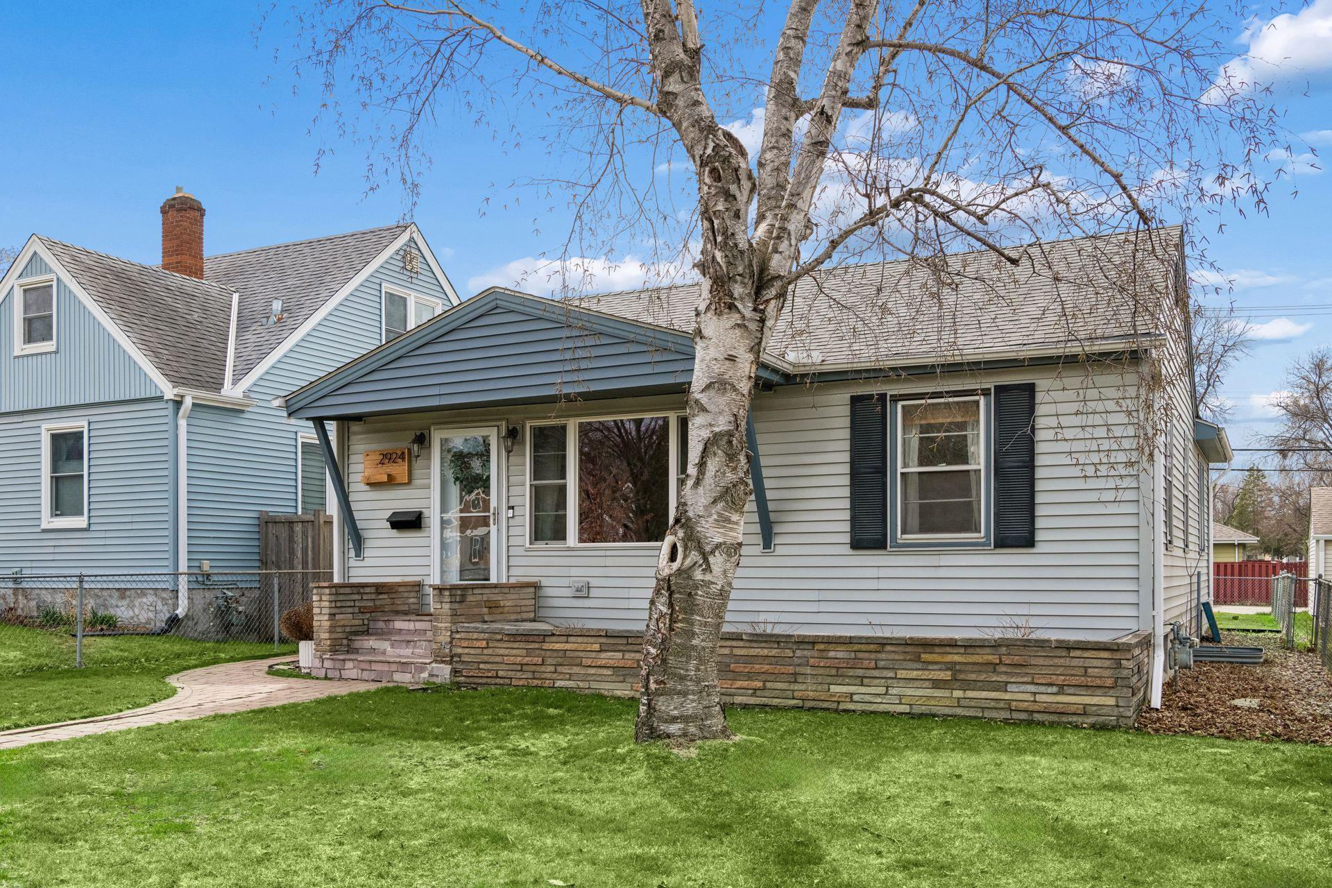 2924 Hampshire Avenue S