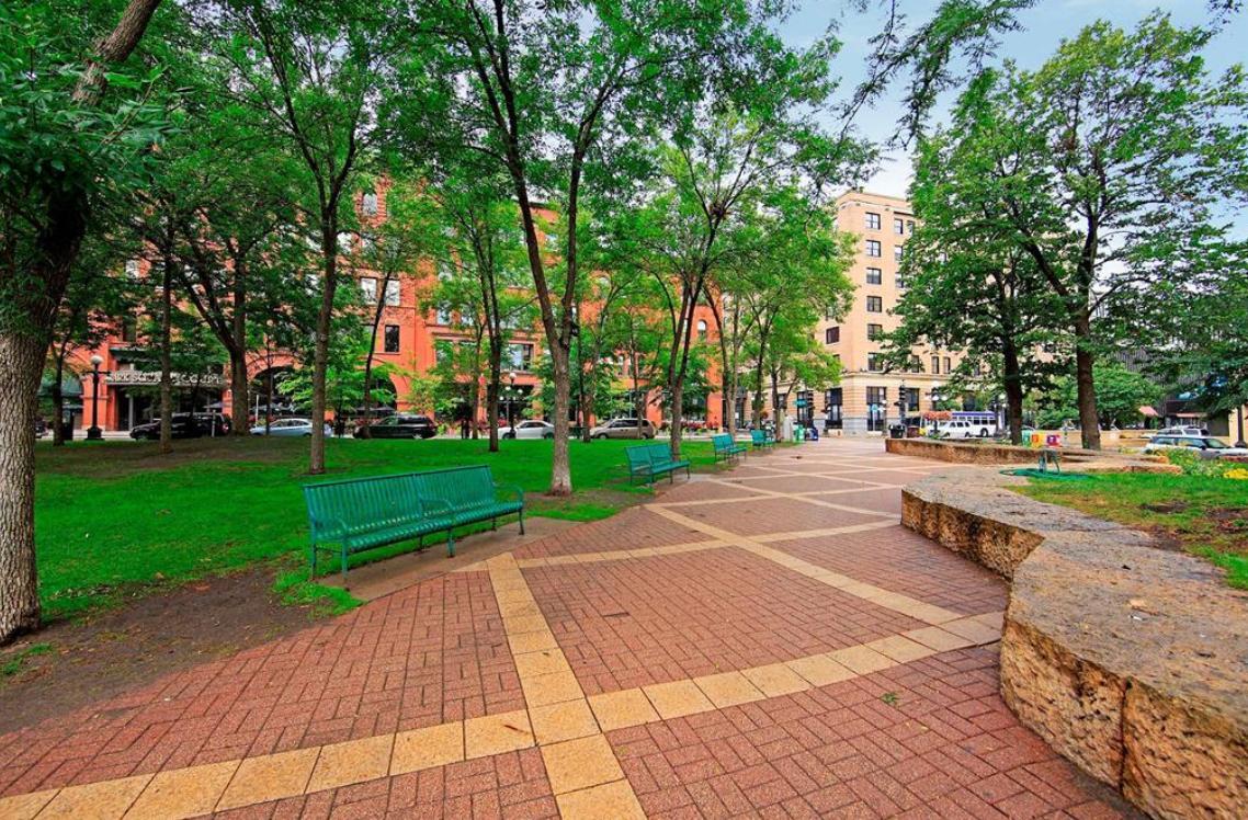 Saint Paul, Minnesota 55101, United States, 2 Bedrooms Bedrooms, ,2 BathroomsBathrooms,Residential,Active,135920