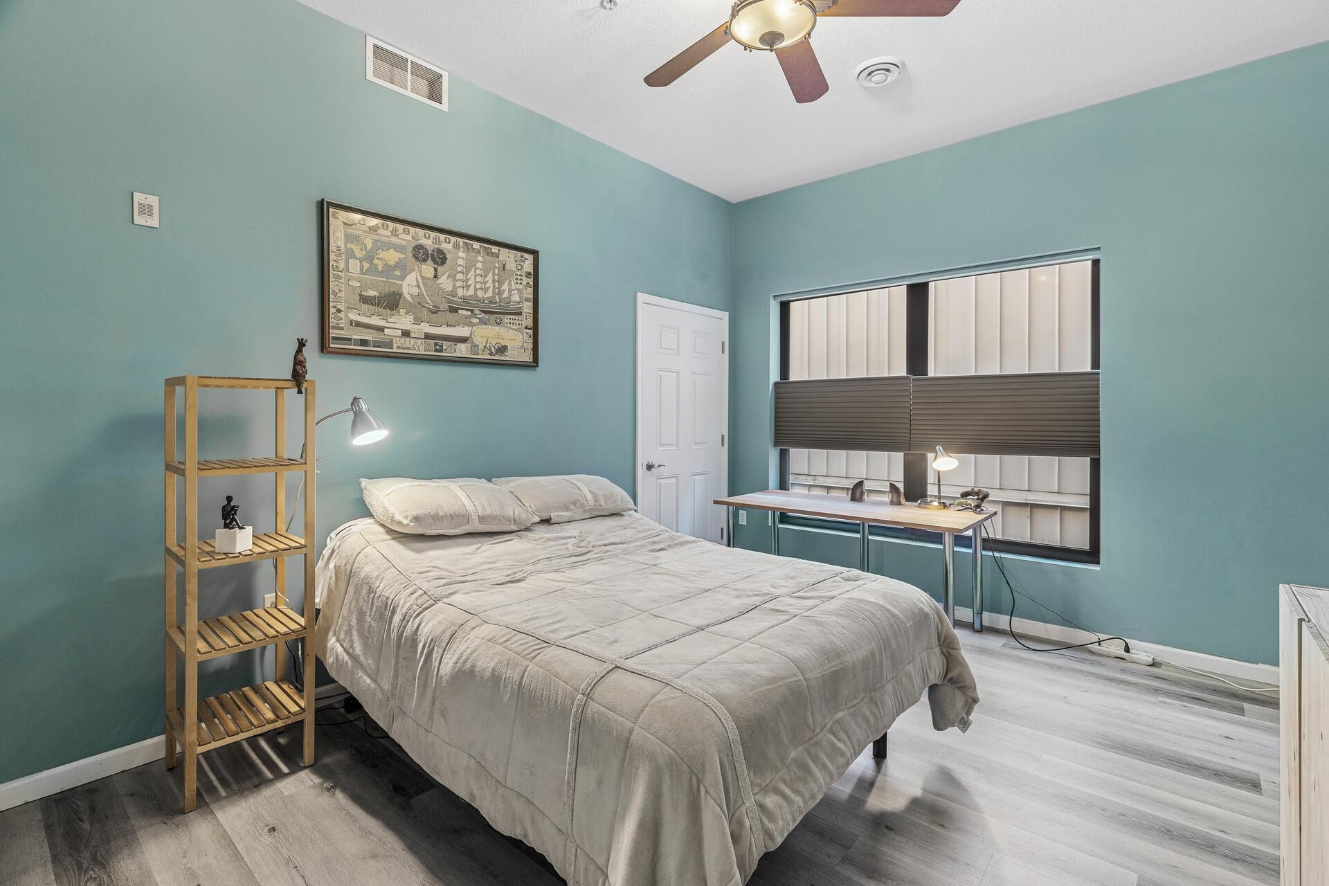 Saint Paul, Minnesota 55101, United States, 2 Bedrooms Bedrooms, ,2 BathroomsBathrooms,Residential,Active,135920