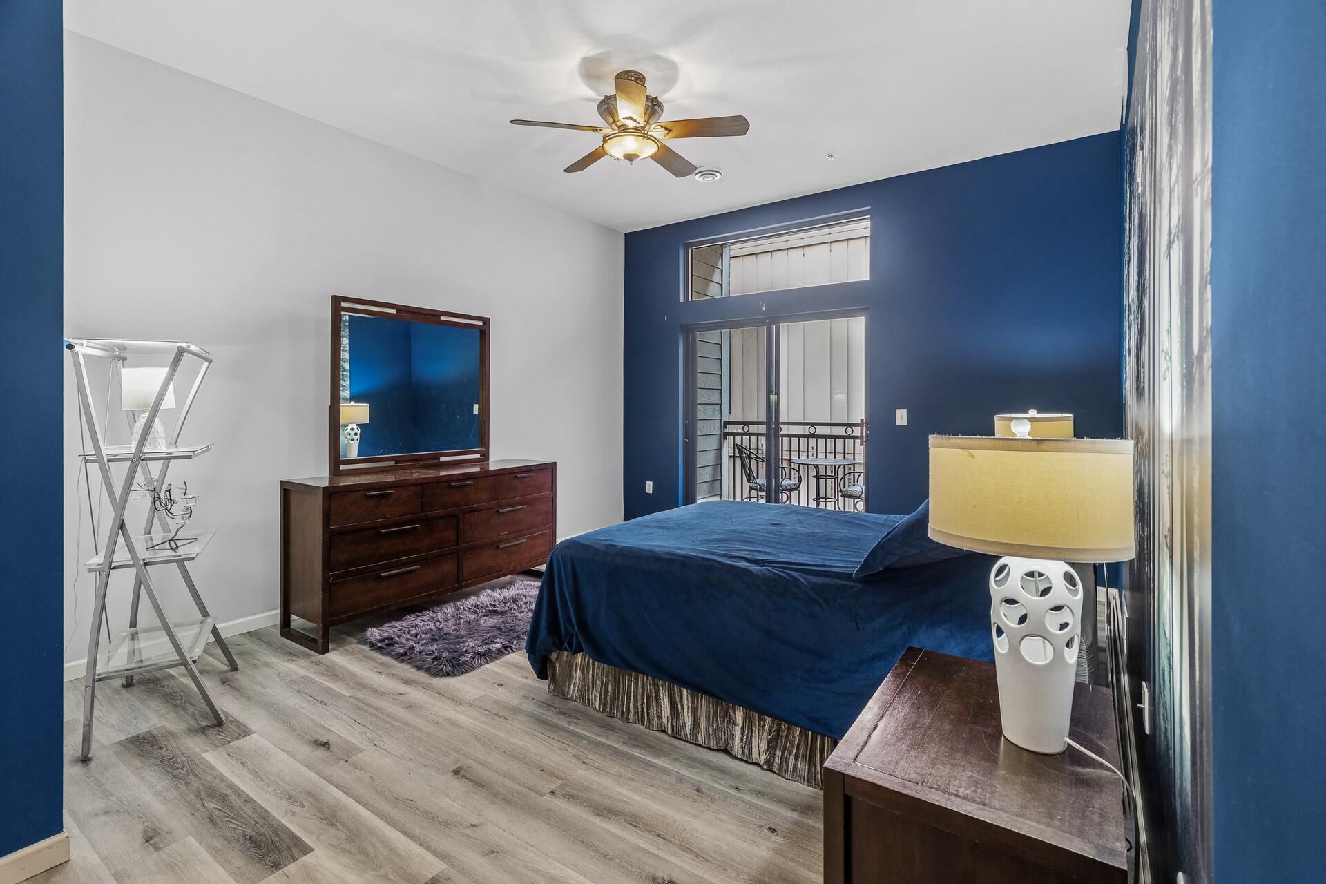 Saint Paul, Minnesota 55101, United States, 2 Bedrooms Bedrooms, ,2 BathroomsBathrooms,Residential,Active,135920