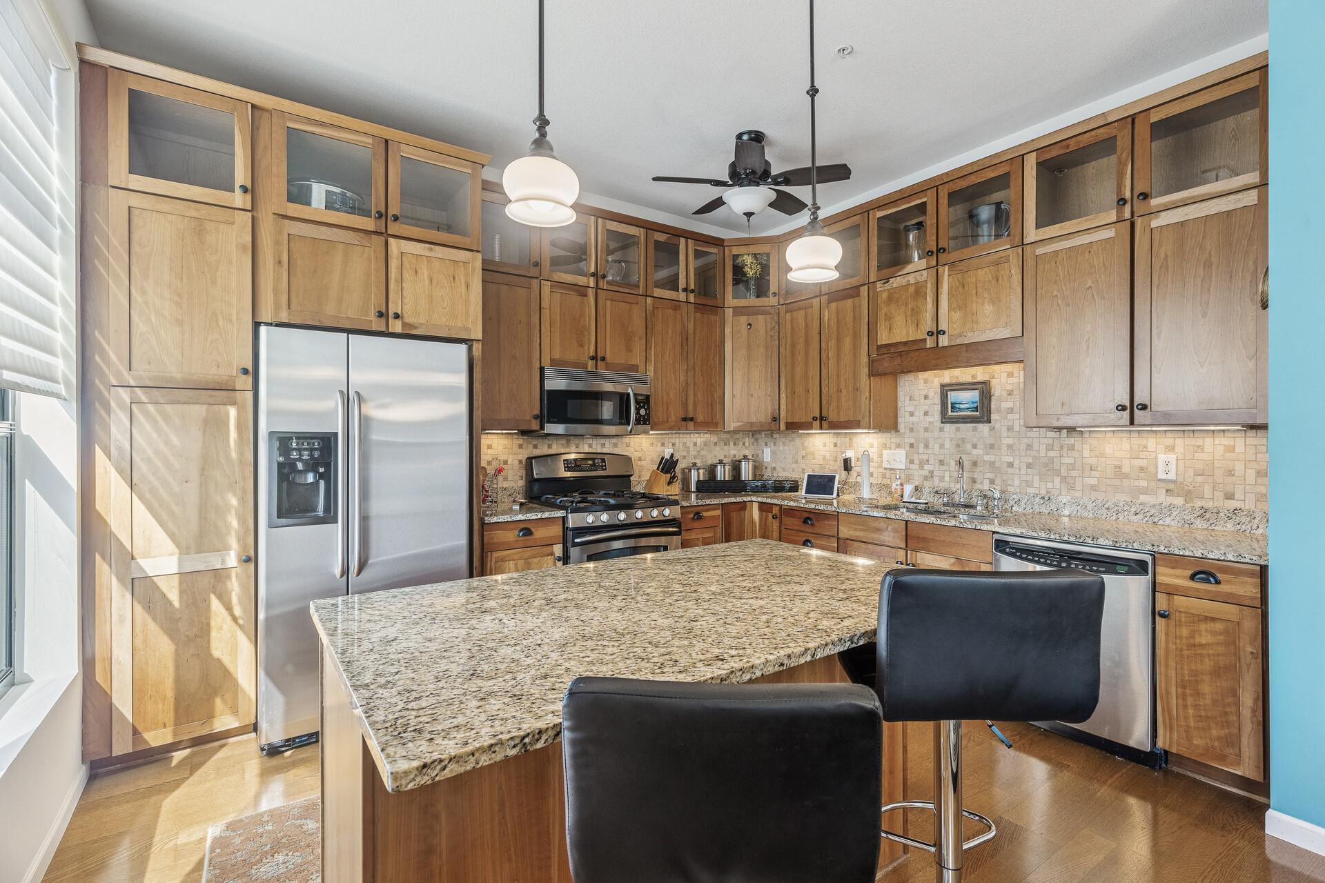 Saint Paul, Minnesota 55101, United States, 2 Bedrooms Bedrooms, ,2 BathroomsBathrooms,Residential,Active,135920