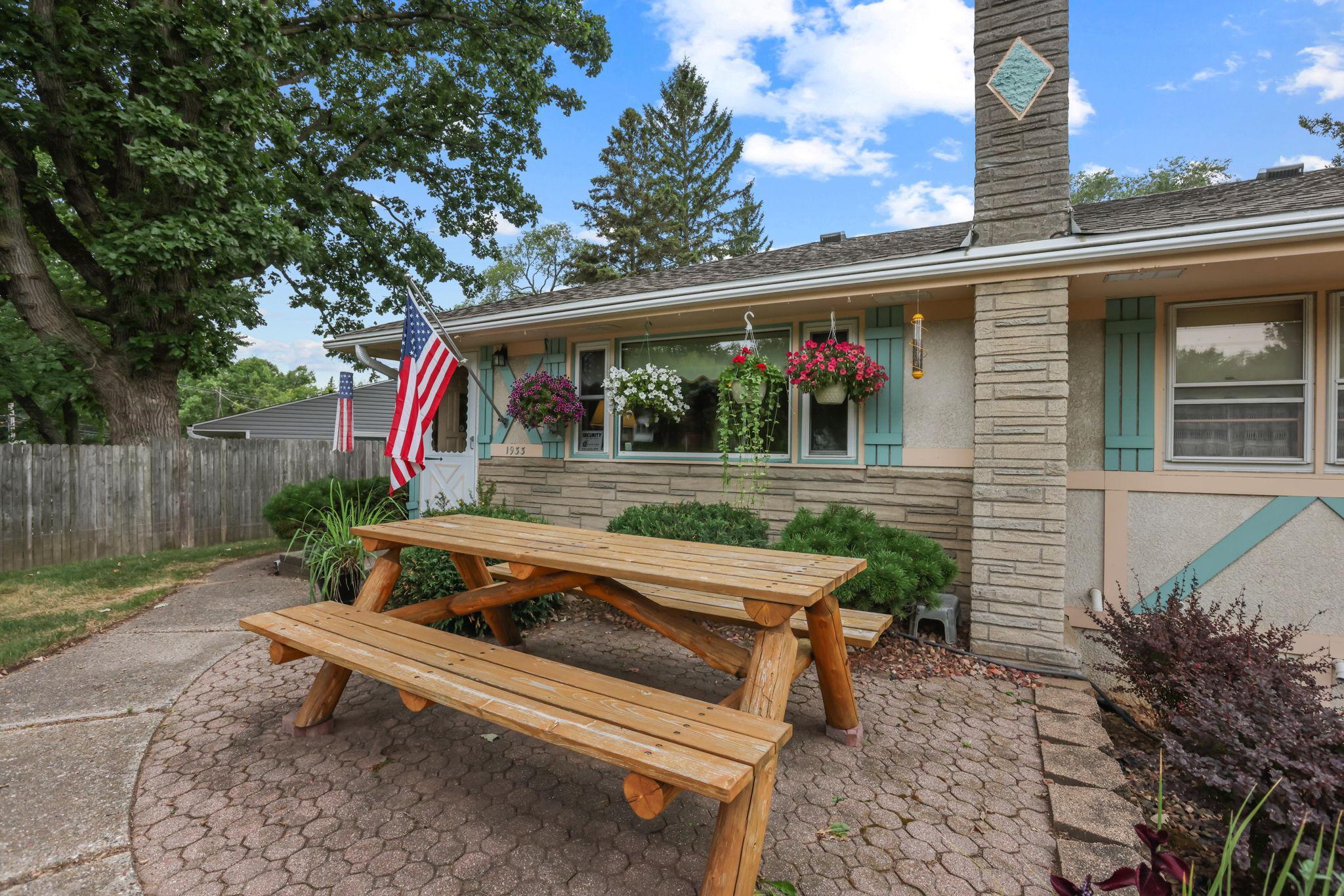 1933 Flandrau Street