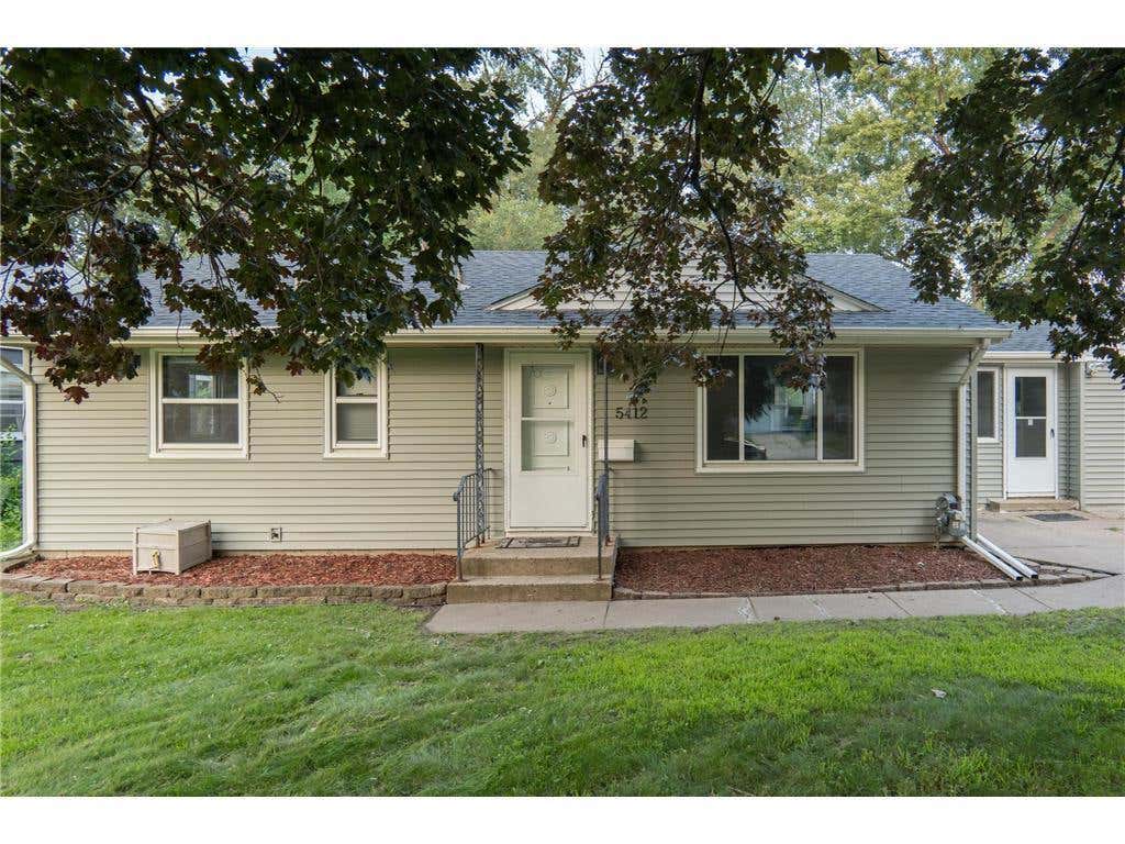 Photo of 5412 Maryland Avenue N, Crystal, MN 55428 (MLS # 7126220)