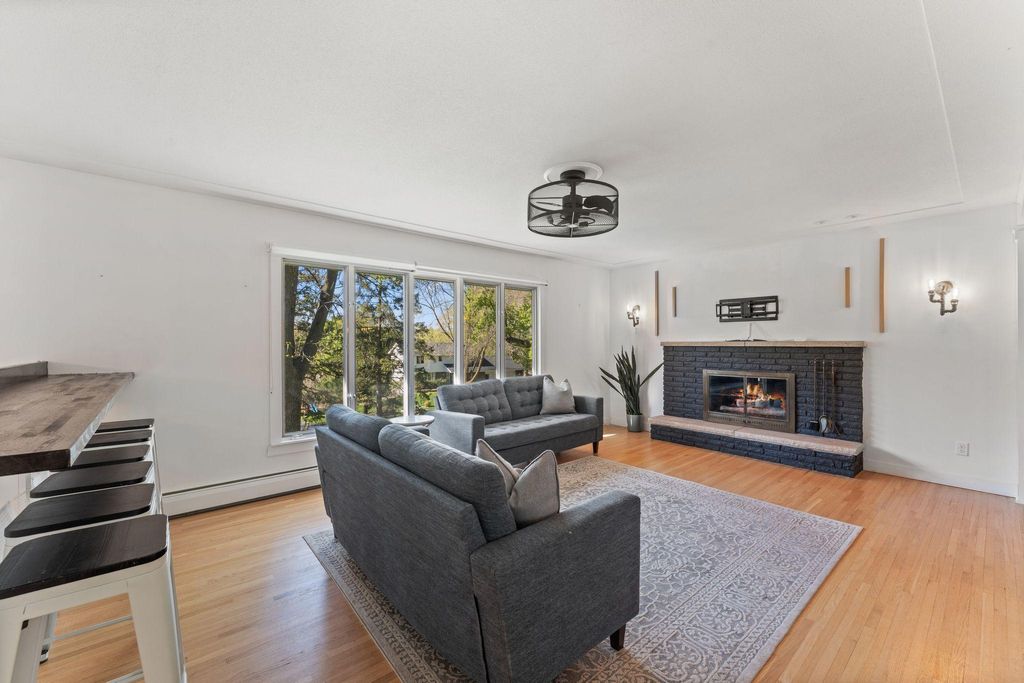 Photo of 17046 Chiltern Hills Road, Minnetonka, MN 55345 (MLS # 7064130)