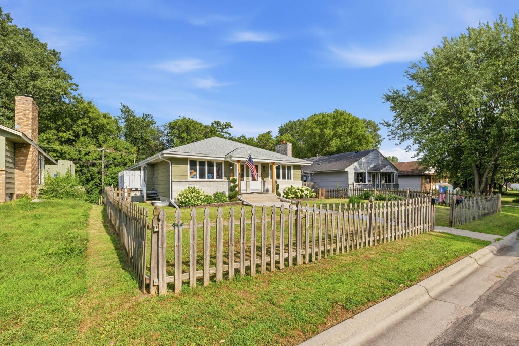Photo of 717 6th Avenue S, Hopkins, MN 55343 (MLS # 7112458)
