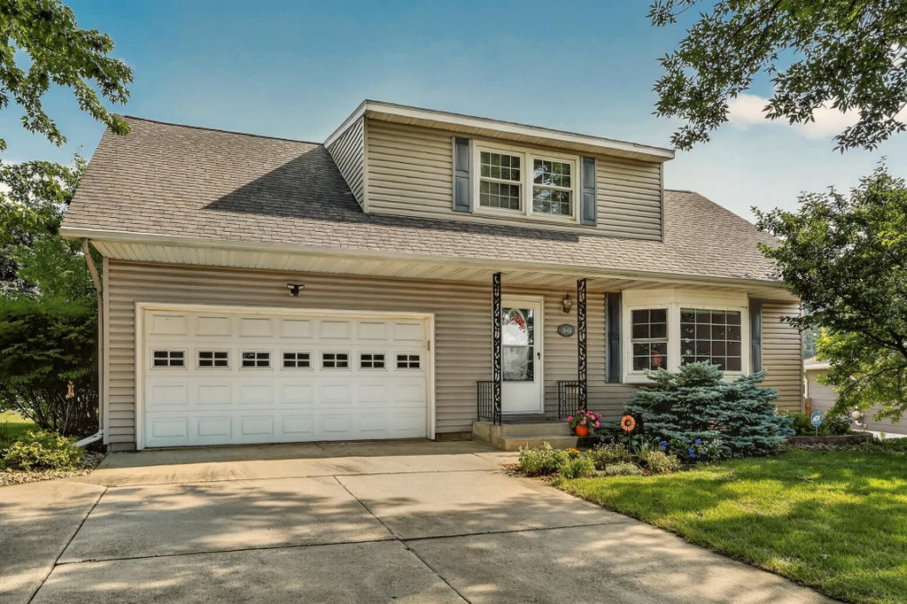 Photo of 1648 13th Avenue NW, Rochester, MN 55901 (MLS # 7109209)