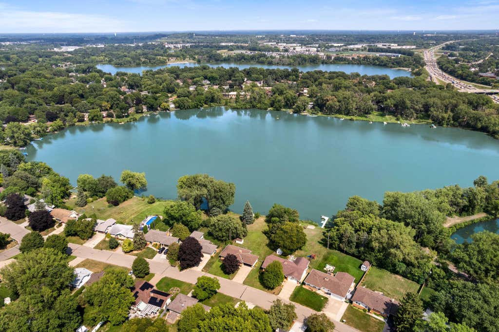 Photo of 1115 Pike Lake Drive, New Brighton, MN 55112 (MLS # 7106430)