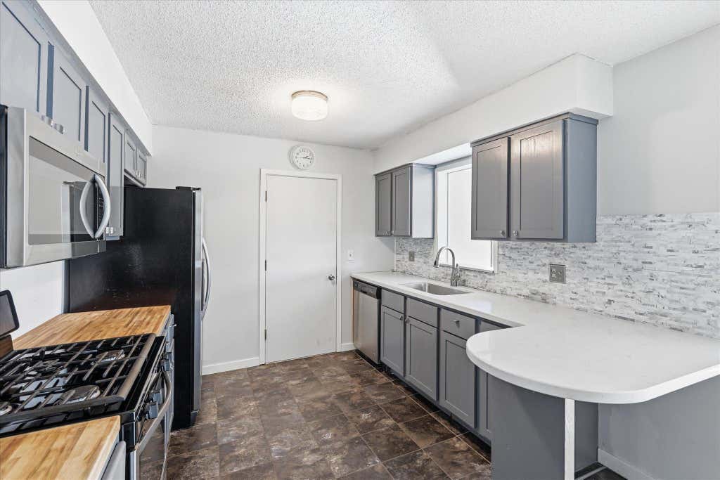 Photo of 8142 Homestead Avenue S, Cottage Grove, MN 55016 (MLS # 7082129)