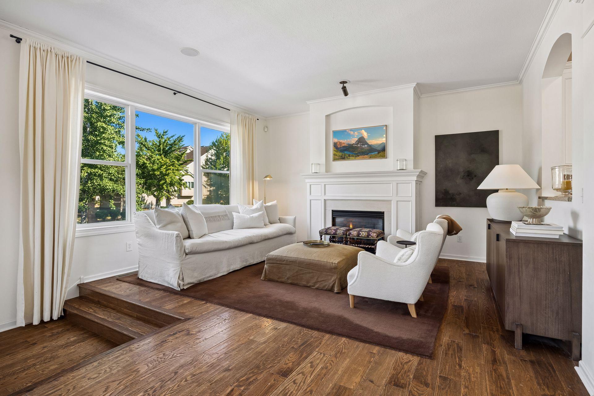 1 4th Avenue N 101