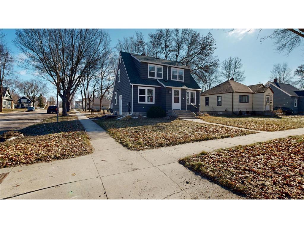 Photo of 601 7th Street SW #1, Willmar, MN 56201 (MLS # 7149125)