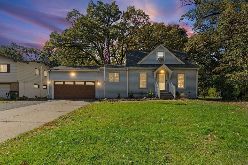 Photo of 8634 Lincoln Street NE, Blaine, MN 55434 (MLS # 7153643)