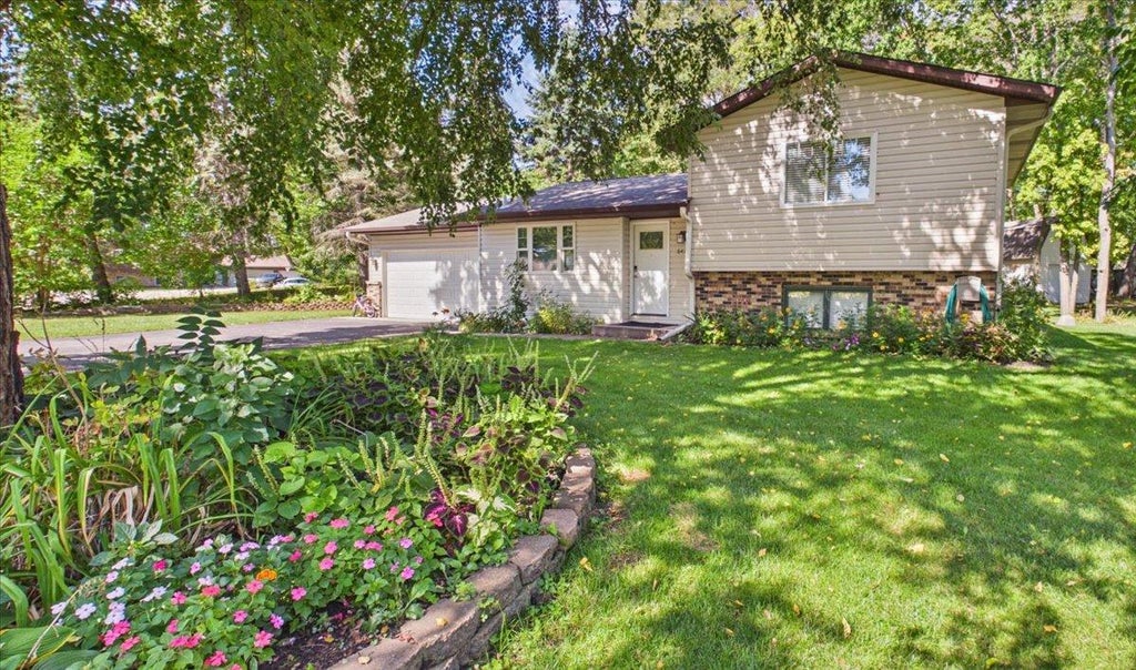 Photo of 6479 Tomahawk Trail, Lino Lakes, MN 55014 (MLS # 7131332)
