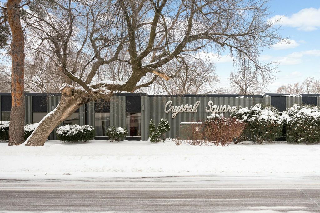 Photo of 5701 Kentucky Avenue N, Crystal, MN 55428 (MLS # 7077270)