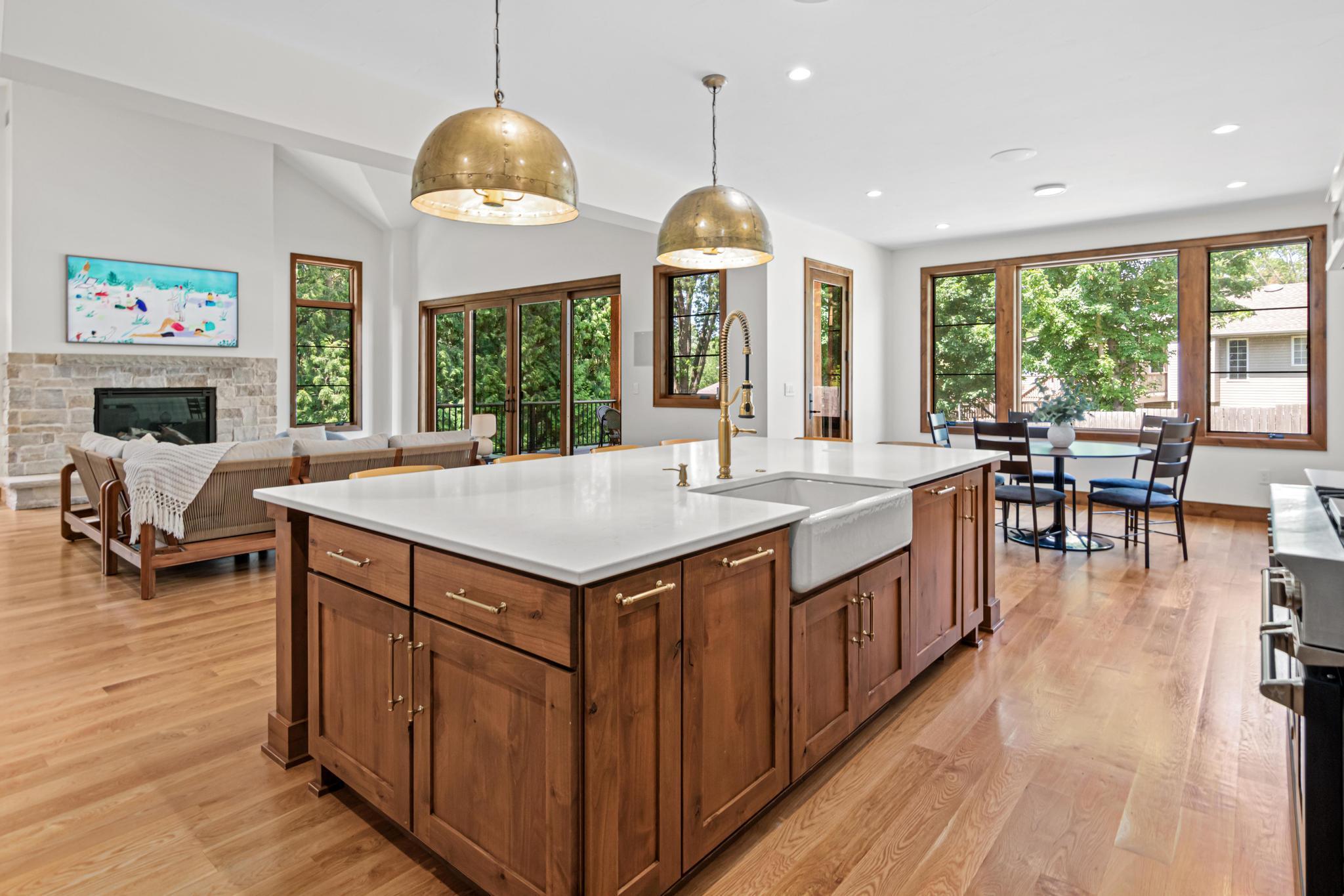 609 Callahan Place