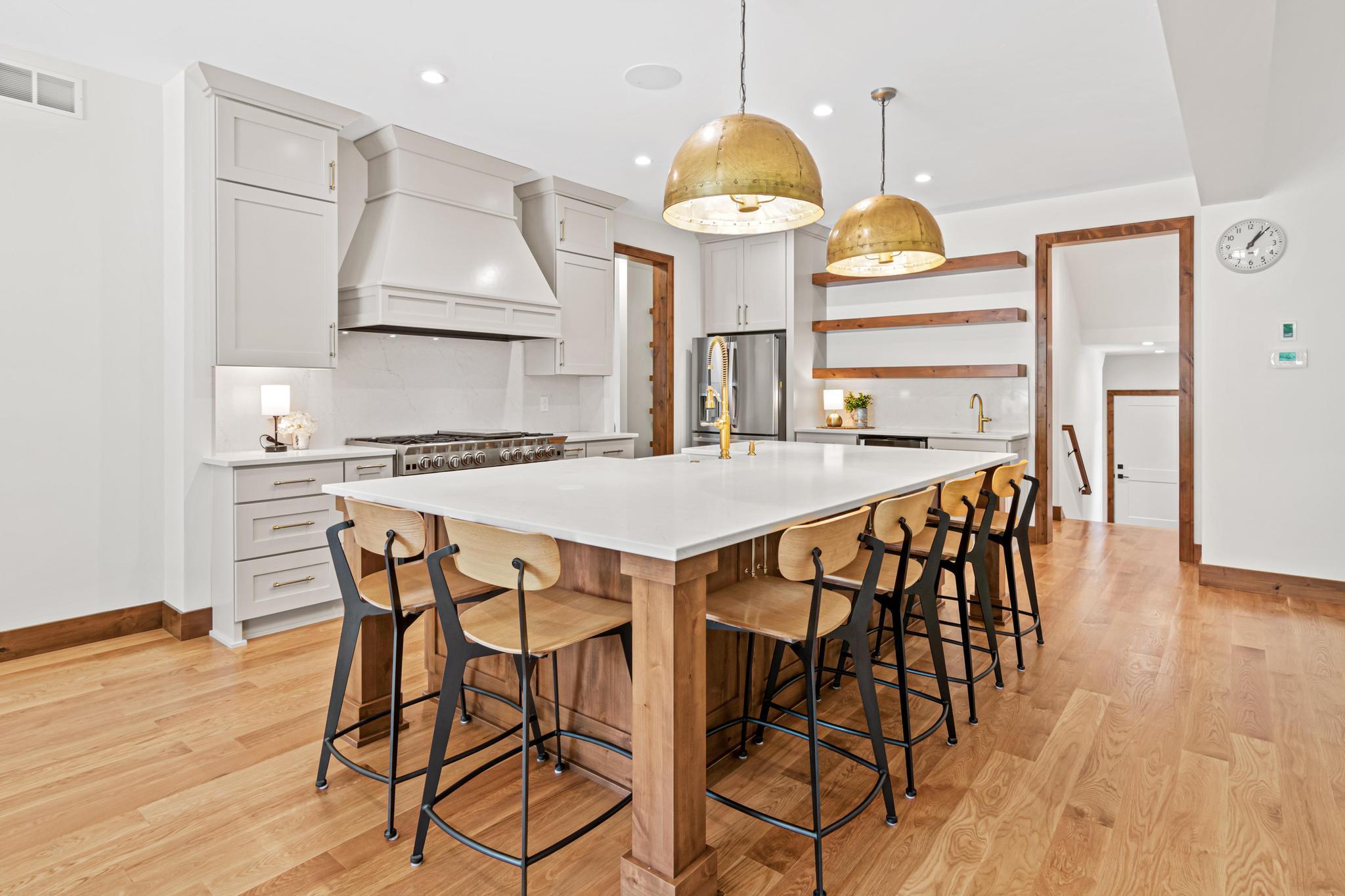 609 Callahan Place