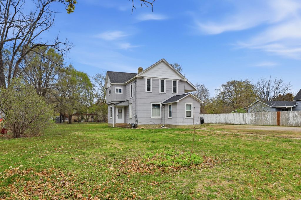 Photo of 331 E 3rd Street, Monticello, MN 55362 (MLS # 7062021)