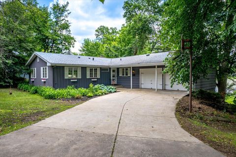 313 Maple Island Road Burnsville MN 55306