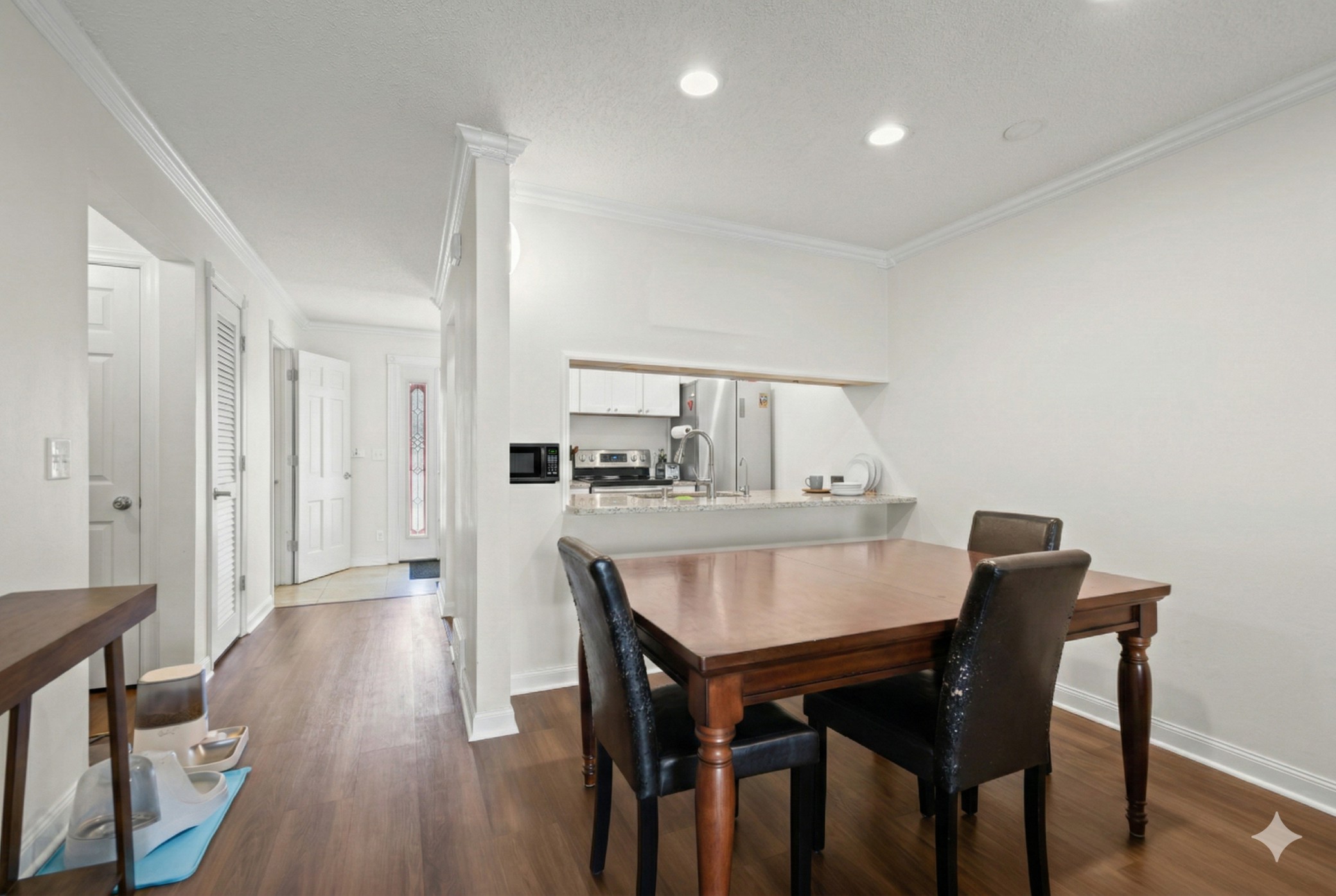 6016 Golden Valley Road