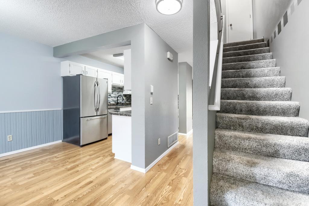 2440 Crestwood Drive