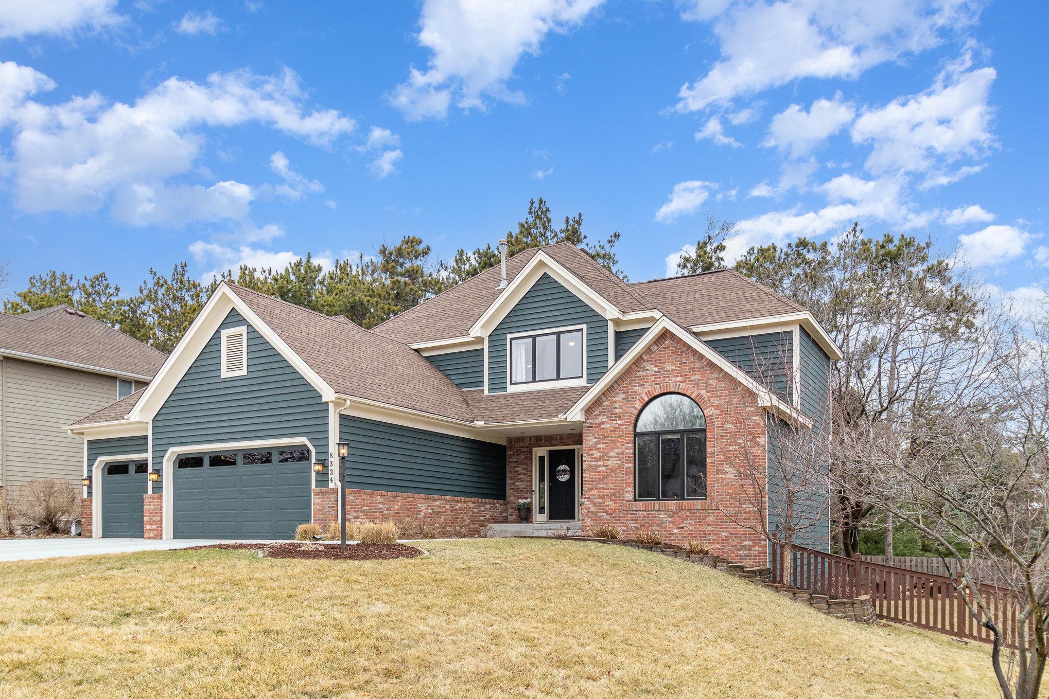 8324 Emerald Lane