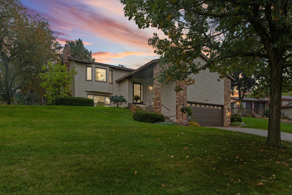 Photo of 1142 Parkview Lane, Eagan, MN 55123 (MLS # 7149854)