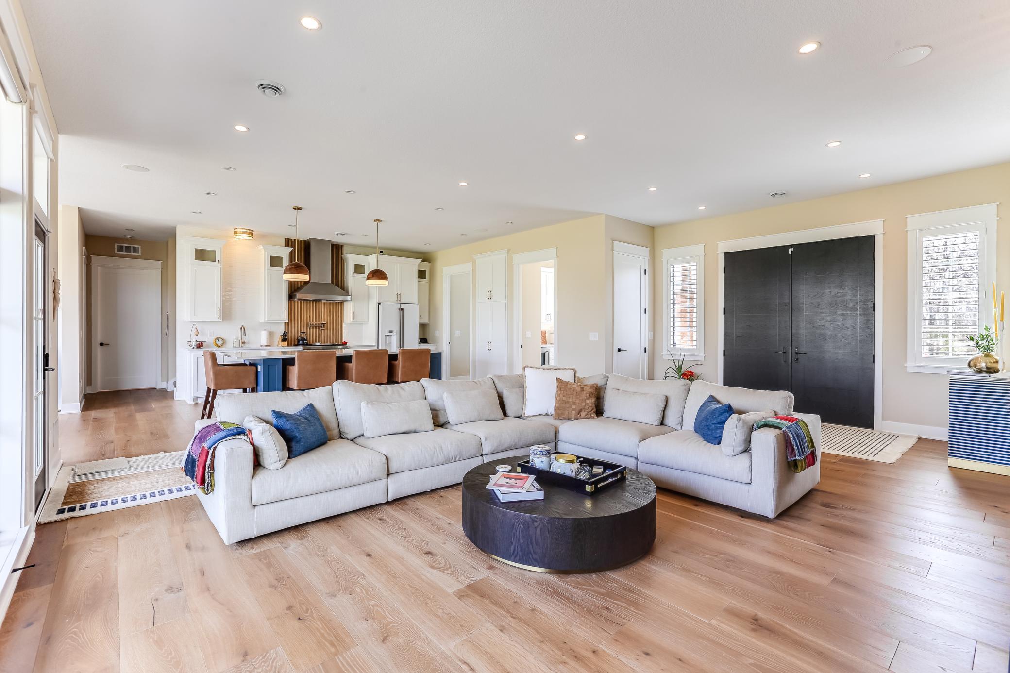 2580 Woodcliffe Trail