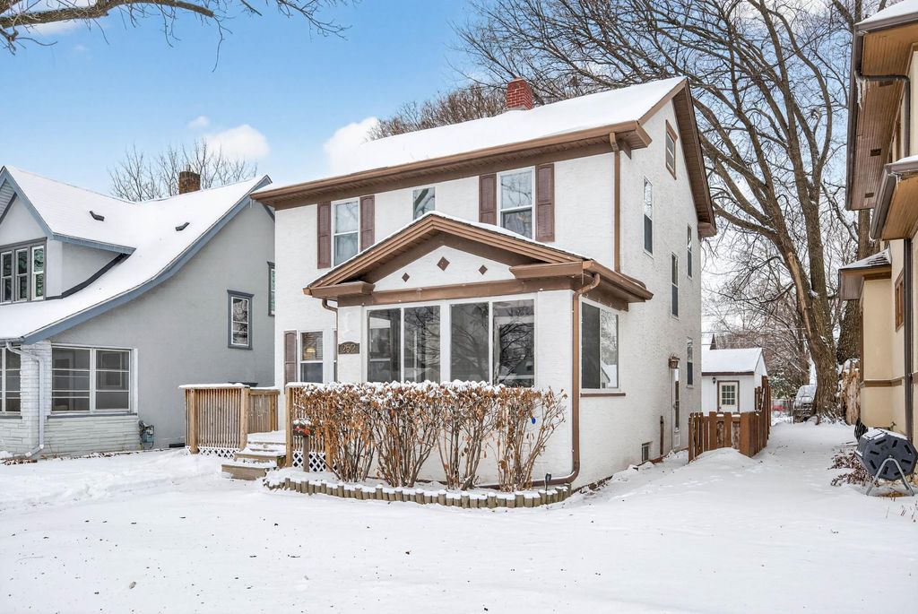 Photo of 252 5th Avenue S, South Saint Paul, MN 55075 (MLS # 7001775)