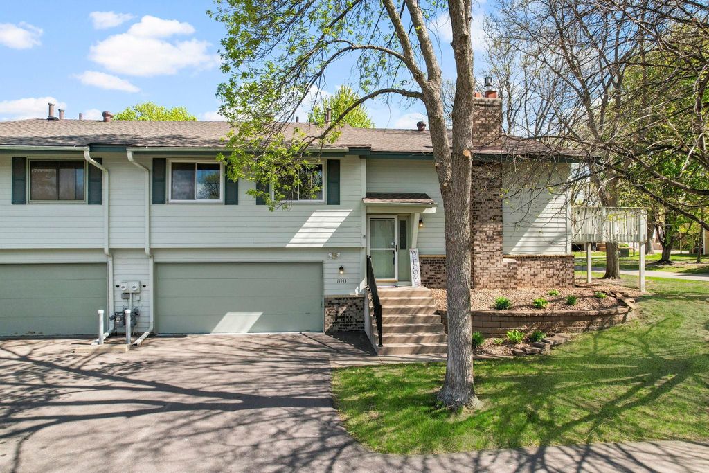 Photo of 11143 Xavier Road, Bloomington, MN 55437 (MLS # 7036747)