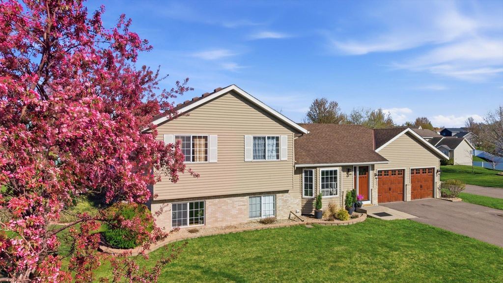 Photo of 414 Maple Knoll Way NW, Saint Michael, MN 55376 (MLS # 7067151)