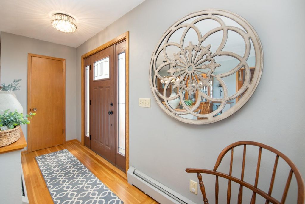 Photo of 521 7th Avenue NE, Waseca, MN 56093 (MLS # 7020421)